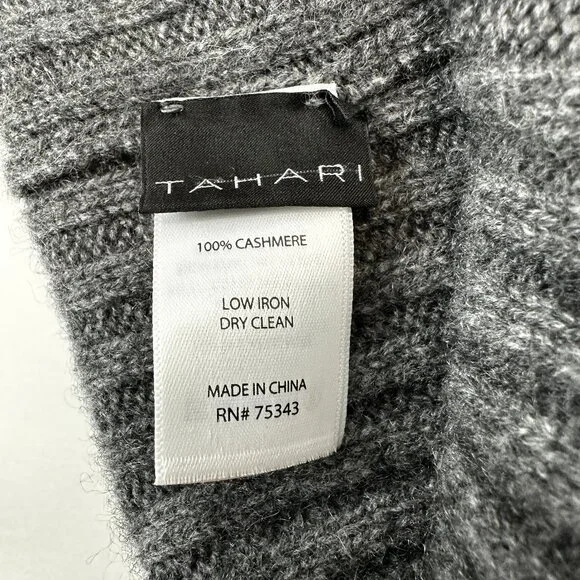 Like NEW! Tahari Cashmere Beanie - Picture 2 of 3